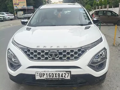 2023 Tata Safari Smart (O) 7 STR 1