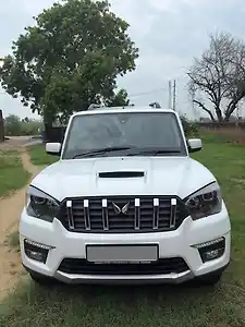 2017 महिंद्रा स्कॉर्पियो s10 1 2017 महिंद्रा स्कॉर्पियो s10 1