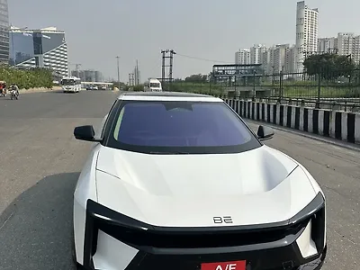 2026 Mahindra Be 6 Pack Two 79.0 kWh 11.2kW Charger 1