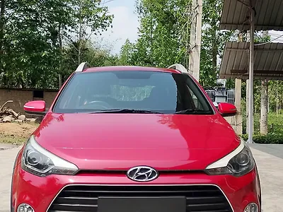 Second Hand Hyundai i20 Active 1.2 Base in Tezpur