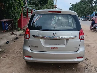2017 Maruti Suzuki Ertiga VXI 1
