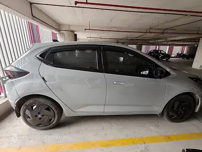2025 Tata Altroz Creative S Petrol 1.2L Manual 1