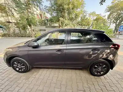 Second Hand हुंडई एलीट i20 स्पोर्ट्ज़ प्लस 1.2 सीवीटी [2019-2020] in भीलवाड़ा