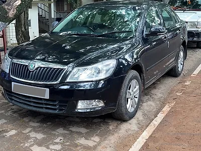 Second Hand Skoda Laura Ambiente 1.9 PD in Tirupati