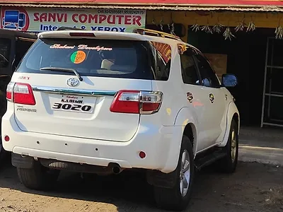 2011 Toyota Fortuner 3.0 Ltd 1