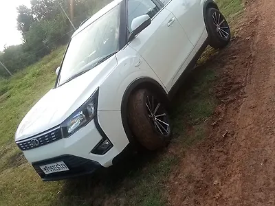 2022 महिंद्रा XUV300 w6 1.5 डीज़ल एएमटी [2020] 1