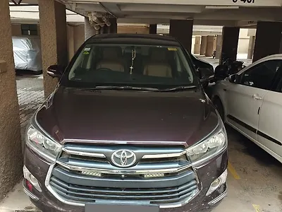 2017 Toyota Innova Crysta 2.8 G AT 1 2017 Toyota Innova Crysta 2.8 G AT 1