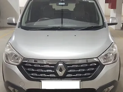 Second Hand Renault Lodgy 110 PS RXZ Stepway 8 STR in Mangalore