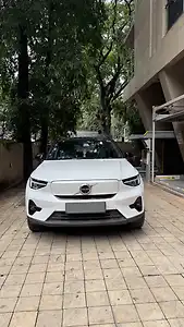 2023 Volvo EX40 Ultimate AWD 1