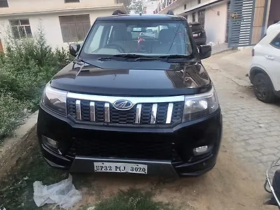 2021 Mahindra Bolero N10 1