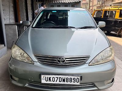 Second Hand Toyota Camry V6 AT in Dehradun