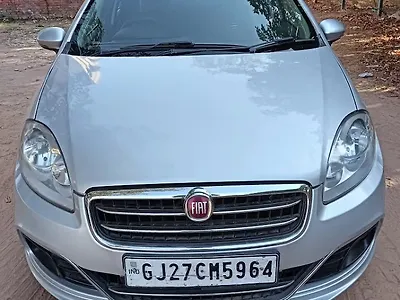 2016 Fiat Linea Emotion Multijet 1.3 1 2016 Fiat Linea Emotion Multijet 1.3 1