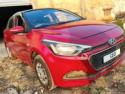Second Hand Hyundai Elite i20 Magna 1.4 CRDI in Satna