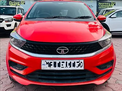 2021 Tata Tiago XT [2020-2023] 1