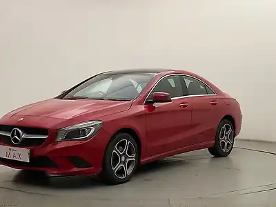 Second Hand मर्सिडीज़ बेंज़ सीएलए 200 पेट्रोल स्पोर्ट in पुणे