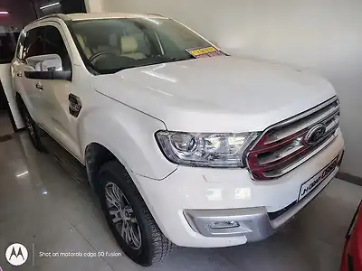 2017 Ford Endeavour Trend 2.2 4x4 MT 1