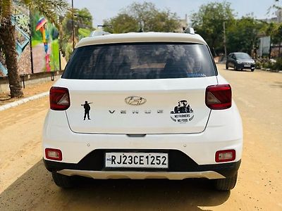 2022 Hyundai Venue S 1.2 Petrol 1