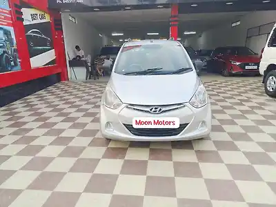 Second Hand हुंडई ईऑन डी-लाइट in नगांव