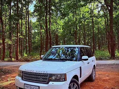 Second Hand Land Rover Range Rover 4.4 Petrol in Dehradun