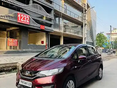 Second Hand होंडा जैज़ s ऑटोमैटिक [2015-2016] in चंडीगढ़