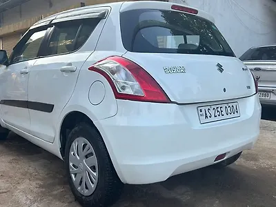 2015 Maruti Suzuki Swift ZXi Petrol Manual 1