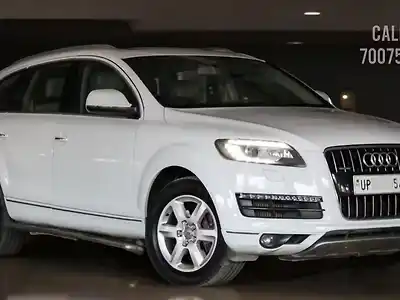 Second Hand ऑडी q7 35 tdi प्रीमियम प्लस + सनरूफ़ in लखनऊ