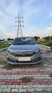 Second Hand Honda Amaze 1.2 S MT Petrol in Rudrapur Second Hand Honda Amaze 1.2 S MT Petrol in Rudrapur