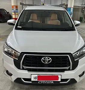 Second Hand Toyota Innova Crysta GX Diesel Manual 7 STR in Meerut Second Hand Toyota Innova Crysta GX Diesel Manual 7 STR in Meerut