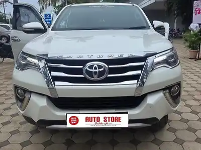 2017 टोयोटा फ़ॉर्च्यूनर 2.8 4x4 एमटी [2016-2020] 1
