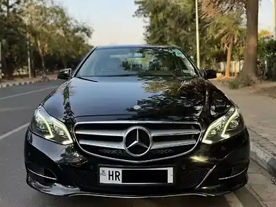 Second Hand मर्सिडीज़ बेंज़ E-क्लास e250 cdi अवंतगार्डे in चंडीगढ़