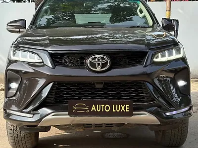 Second Hand Toyota Fortuner 2.8 4x4 MT [2016-2020] in Lucknow