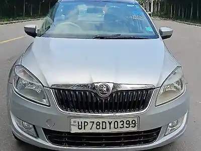 Second Hand स्कोडा रैपिड अलॉय वील के साथ 1.5 tdi cr एम्बिशन in कानपुर