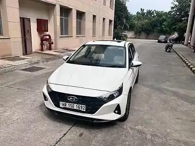 2021 हुंडई एलीट i20 एस्टा 1.2 एमटी [2020-2023] 1
