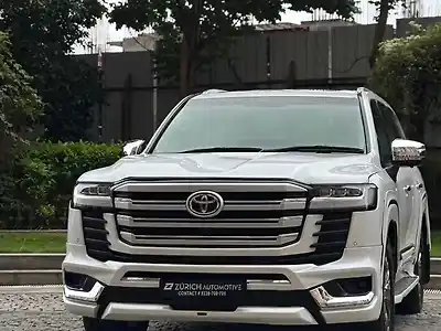 Second Hand टोयोटा लैंड क्रूज़र एलसी 200 vx in पुणे