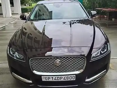 Second Hand जैगुवार एक्सएफ़ 2.2 डीज़ल लग्ज़री in लखनऊ