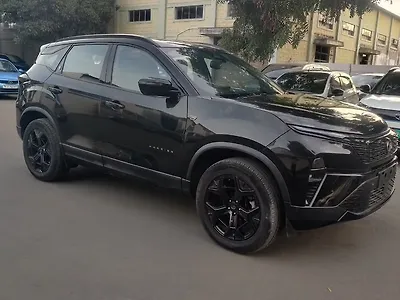 2023 Tata Harrier Fearless Plus Dark Edition 1