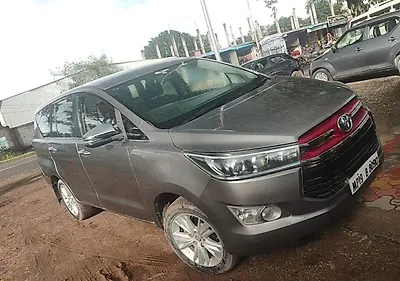 2017 Toyota Innova Crysta 2.4 Z 7 STR 1 2017 Toyota Innova Crysta 2.4 Z 7 STR 1