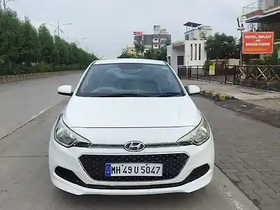 Second Hand हुंडई एलीट i20 मैग्ना 1.2 in नागपुर