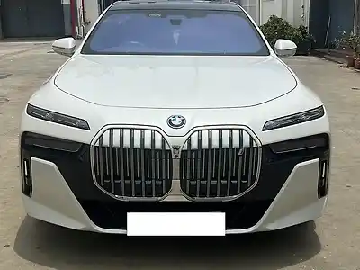 Second Hand बीएमडब्ल्यू i7 xdrive60 in चेन्नई