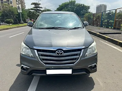 Second Hand Toyota Innova 2.5 V 7 STR in Thane