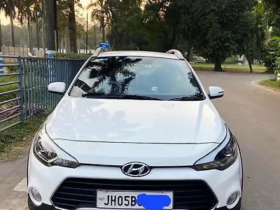 Second Hand Hyundai i20 Active 1.2 SX Dual Tone in Jamshedpur