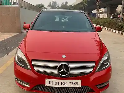 Second Hand मर्सिडीज़ बेंज़ बी-क्लास b180 in दिल्ली