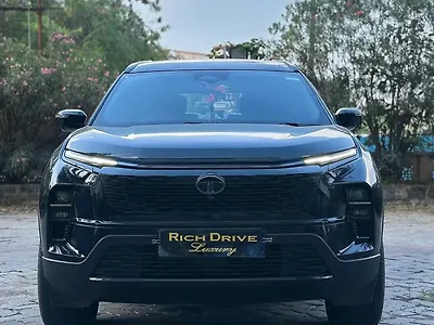 Second Hand Tata Safari Accomplished Plus 7 STR Stealth Edition AT in Nagpur