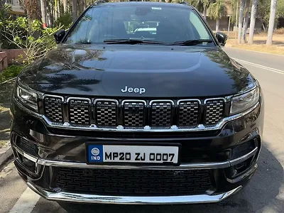 Second Hand Jeep Meridian Overland 4x2 AT in Raipur