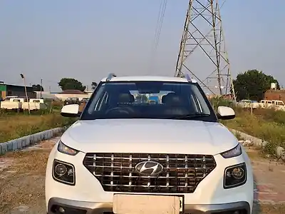 2022 हुंडई वेन्यू sx 1.5 डीज़ल 1