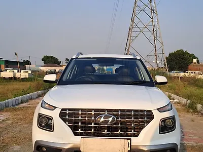 2022 Hyundai Venue SX 1.5 Diesel 1