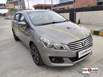 Second Hand मारुति सुज़ुकी सियाज vxi+ in नोएडा