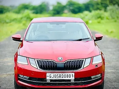Second Hand Skoda Octavia Style TDI AT in Surat
