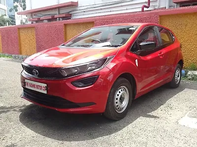 Second Hand Tata Altroz XE Petrol [2020-2023] in Kolkata