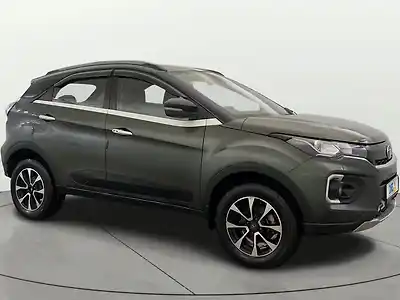 Second Hand टाटा नेक्सन xza प्लस (o) in गाज़ियाबाद